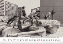 Lade das Bild in den Galerie-Viewer, Chemnitzer Kalender 2024 - 50 Jahre Fritz-Heckert-Gebiet (DIN A4)